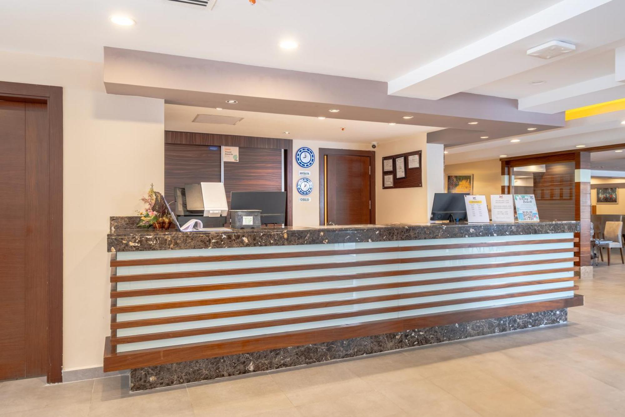 Viking Express Hotel Kemer Extérieur photo