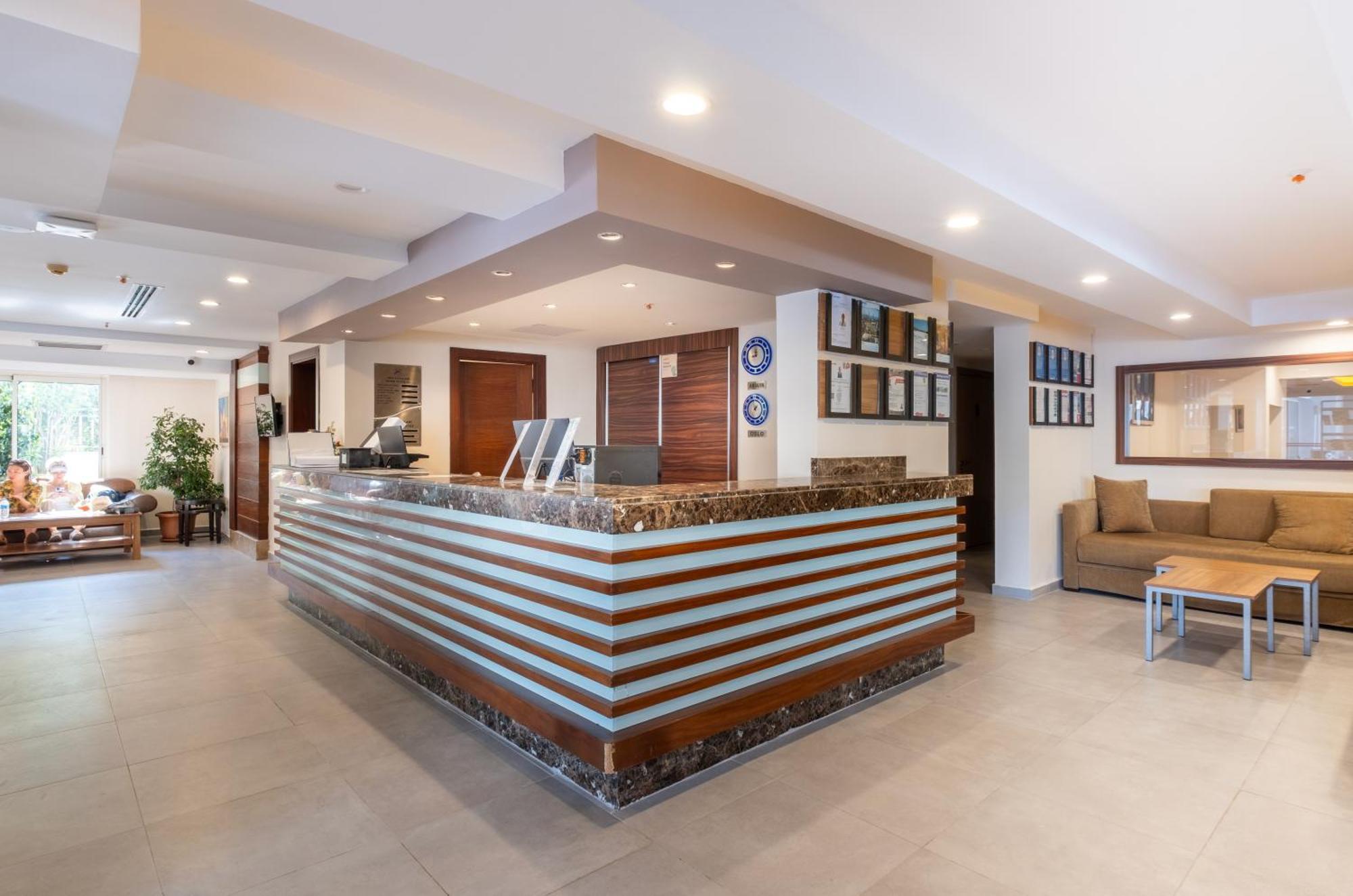 Viking Express Hotel Kemer Extérieur photo